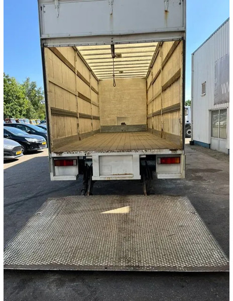 Curtainsider truck MAN LE 12 - 220C: picture 9