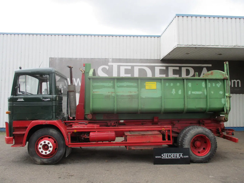 Mercedes-Benz LP 1319 , Oldtimer - Hook lift truck: picture 2 Mercedes-Benz LP 1319 , Oldtimer - Hook lift truck: picture 2