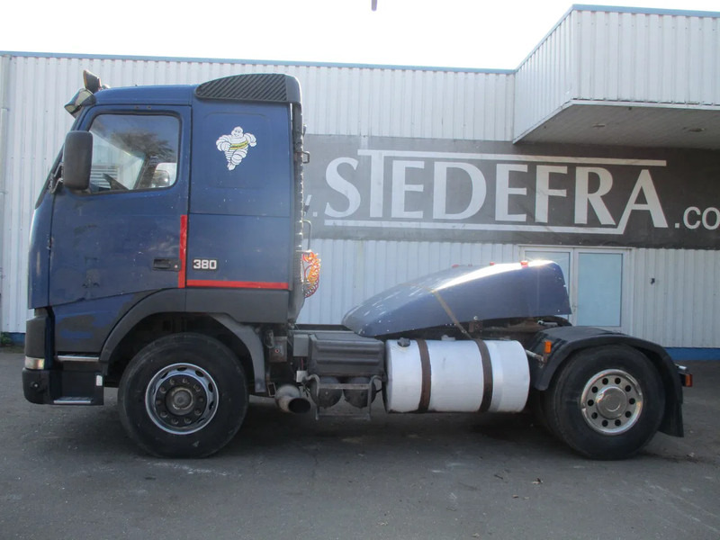 Volvo FH 12 380, Manual , Airco - Tractor unit: picture 2 Volvo FH 12 380, Manual , Airco - Tractor unit: picture 2
