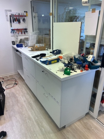 Garage equipment Arbetsbänk med verktyg och tillbehör: picture 1