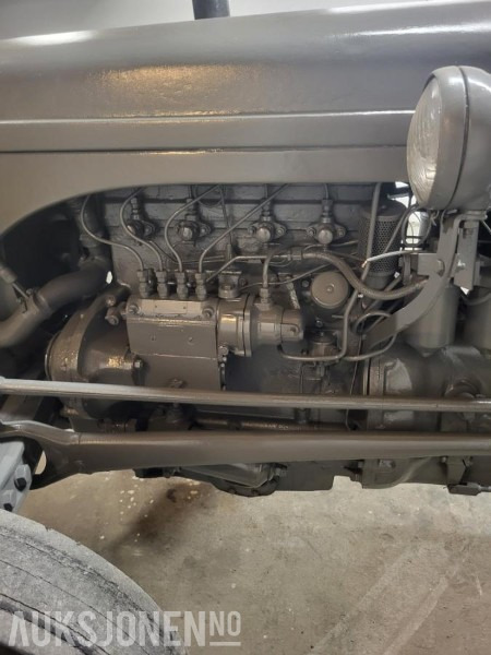 1954 Gråtass traktor - Farm tractor: picture 5 1954 Gråtass traktor - Farm tractor: picture 5