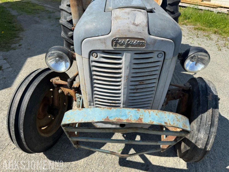 1959 Ferguson 35 gullfisk - Farm tractor: picture 4 1959 Ferguson 35 gullfisk - Farm tractor: picture 4