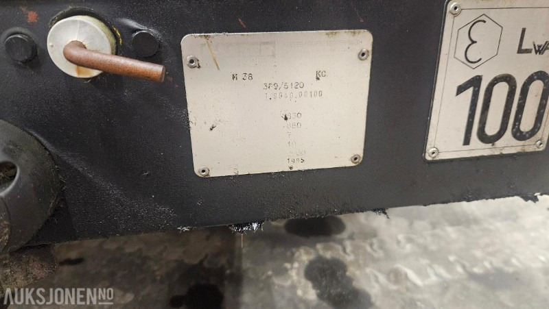 1995 Kaeser M 38 - Drilling rig: picture 2 1995 Kaeser M 38 - Drilling rig: picture 2