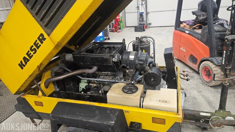 1995 Kaeser M 38 - Drilling rig: picture 1 1995 Kaeser M 38 - Drilling rig: picture 1