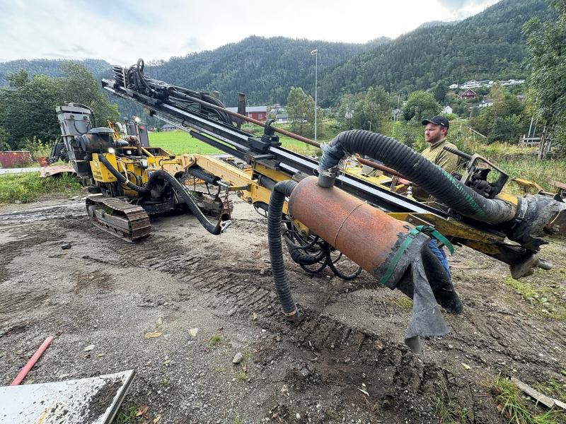 2005 Atlas Copco ROC D3-03 borerigg - 6 947 timer - rep objekt / delerigg - Drilling rig: picture 2 2005 Atlas Copco ROC D3-03 borerigg - 6 947 timer - rep objekt / delerigg - Drilling rig: picture 2