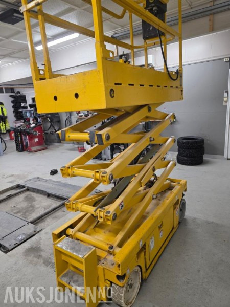 2005 Haulotte Optimal 8 sakselift - Aerial platform: picture 3 2005 Haulotte Optimal 8 sakselift - Aerial platform: picture 3