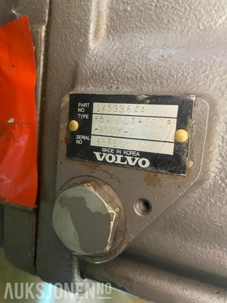 2005 Volvo Hydraulikkpumpe til Volvo EC180B - Excavator: picture 2 2005 Volvo Hydraulikkpumpe til Volvo EC180B - Excavator: picture 2