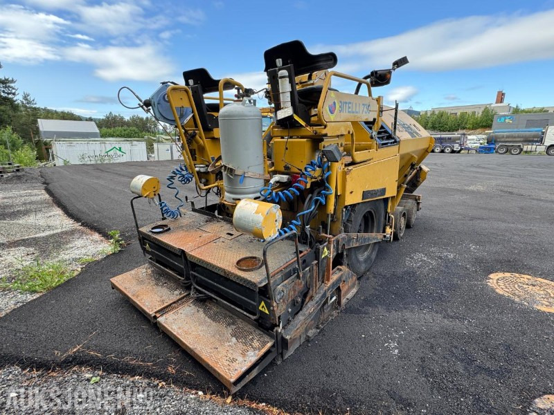 2007 Cat Bitelli BB730 asfaltutlegger - Construction equipment: picture 5 2007 Cat Bitelli BB730 asfaltutlegger - Construction equipment: picture 5