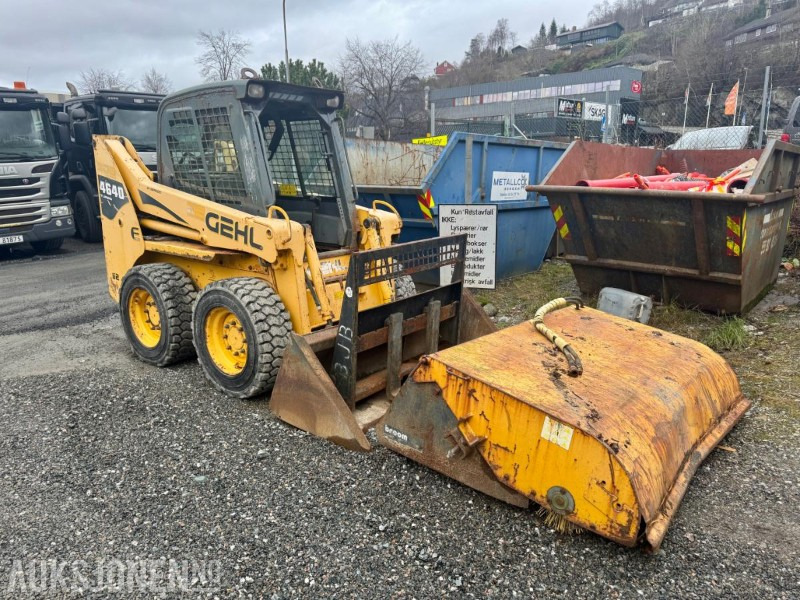 2007 Gehl 4640 Kompaktlaster - Skuffe - Gafler - Kost - Timer: 1089 - Skid steer loader: picture 3 2007 Gehl 4640 Kompaktlaster - Skuffe - Gafler - Kost - Timer: 1089 - Skid steer loader: picture 3