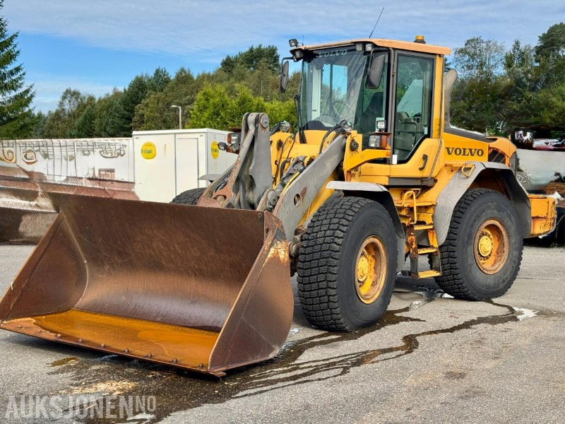 2007 Volvo L90F - Hjullaster - Skuffe - Timer: 6792 - Wheel loader: picture 1 2007 Volvo L90F - Hjullaster - Skuffe - Timer: 6792 - Wheel loader: picture 1