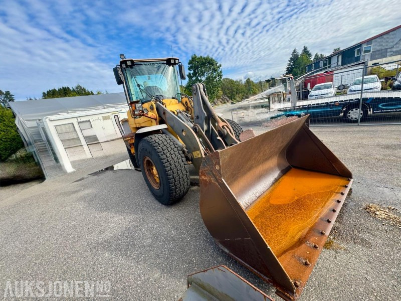 2007 Volvo L90F - Hjullaster - Skuffe - Timer: 6792 - Wheel loader: picture 2 2007 Volvo L90F - Hjullaster - Skuffe - Timer: 6792 - Wheel loader: picture 2