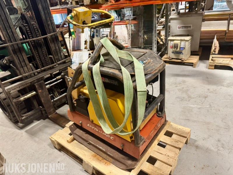 2008 Dynapac LG500 Vibroplate - Construction equipment: picture 3 2008 Dynapac LG500 Vibroplate - Construction equipment: picture 3