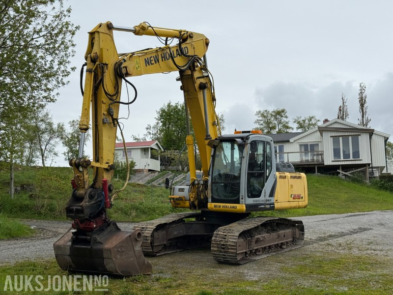 2008 Kobelco E215B Beltegraver - 2 skuffer - Rotortilt og leddet bom - Excavator: picture 1 2008 Kobelco E215B Beltegraver - 2 skuffer - Rotortilt og leddet bom - Excavator: picture 1