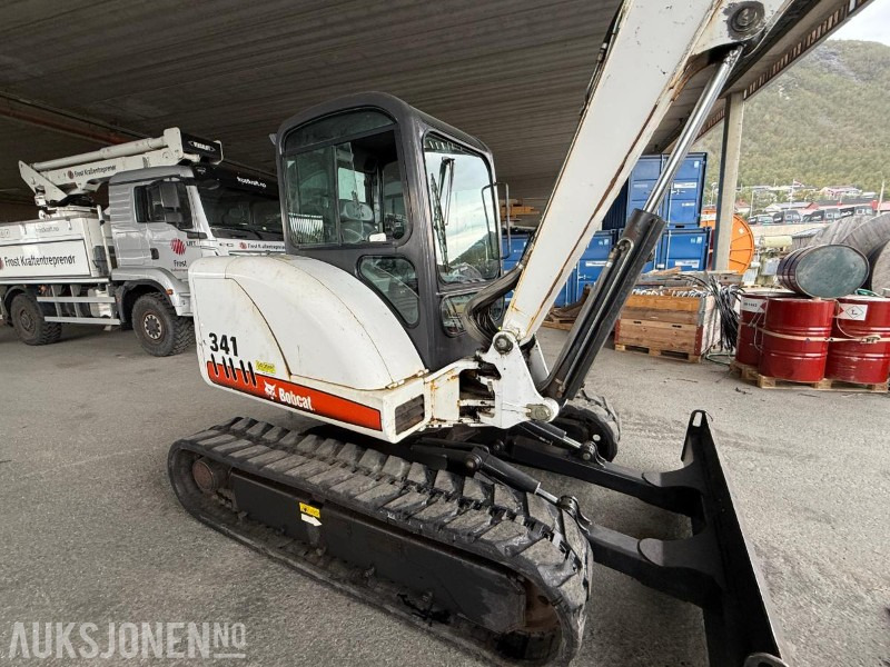 2010 Bobcat 341G Gravemaskin - 2 Skuffer - Rotortilt - Sertifisert - 6129T - Excavator: picture 3 2010 Bobcat 341G Gravemaskin - 2 Skuffer - Rotortilt - Sertifisert - 6129T - Excavator: picture 3