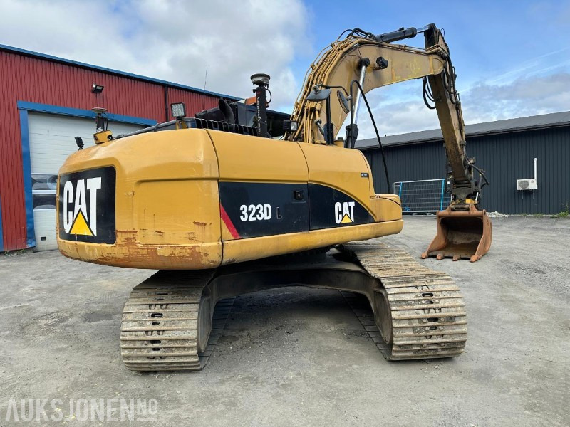 2010 CAT 323D GRAVEMASKIN - 14167 TIMER - Excavator: picture 2 2010 CAT 323D GRAVEMASKIN - 14167 TIMER - Excavator: picture 2