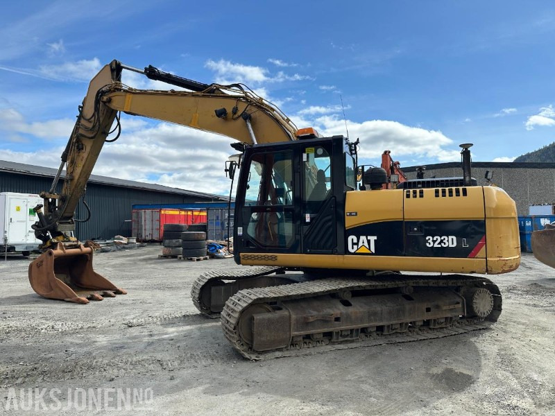 2010 CAT 323D GRAVEMASKIN - 14167 TIMER - Excavator: picture 3 2010 CAT 323D GRAVEMASKIN - 14167 TIMER - Excavator: picture 3