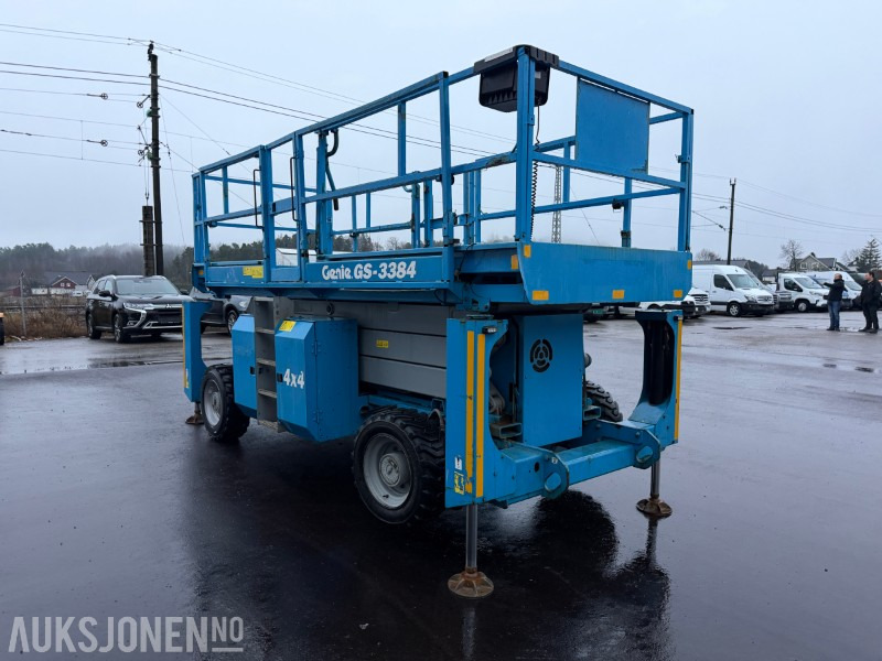 2010 Genie GS-3384RT - 12m sakselift - Aerial platform: picture 5 2010 Genie GS-3384RT - 12m sakselift - Aerial platform: picture 5