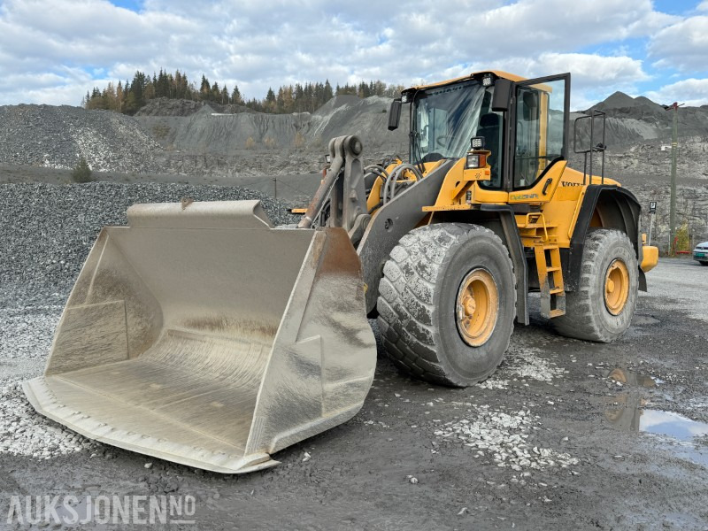 2010 Volvo L180F hjullaster med skuffe / Spakstyring - Wheel loader: picture 1 2010 Volvo L180F hjullaster med skuffe / Spakstyring - Wheel loader: picture 1