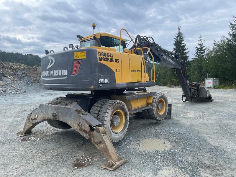 2011 Volvo EW140C Hjulgraver - VA-bom - Sentralsmøring - Bunkringspumpe - Engcon Tiltrotator med klype - Pusseskuffe - Excavator: picture 4 2011 Volvo EW140C Hjulgraver - VA-bom - Sentralsmøring - Bunkringspumpe - Engcon Tiltrotator med klype - Pusseskuffe - Excavator: picture 4