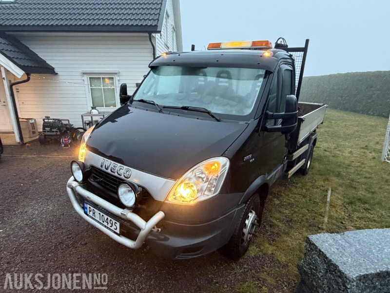 2012 Iveco Daily 70C17 EEV Tipp-Bil med HMF 152 T1 Kran - EU OK - 83312 km - Tipper: picture 1 2012 Iveco Daily 70C17 EEV Tipp-Bil med HMF 152 T1 Kran - EU OK - 83312 km - Tipper: picture 1