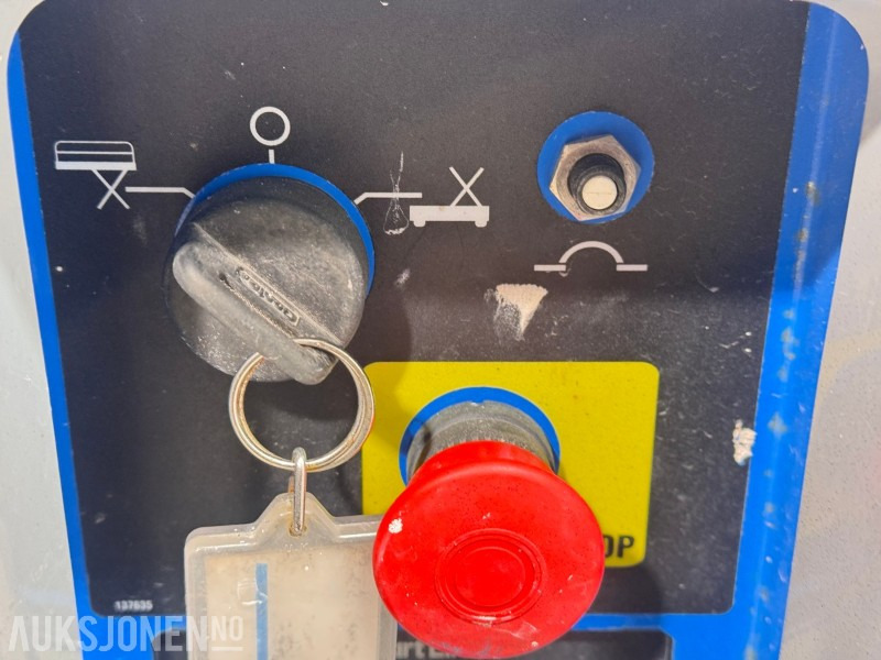 Aerial platform 2013 Genie GRC-12 - 5,5m mastelift: picture 6 Aerial platform 2013 Genie GRC-12 - 5,5m mastelift: picture 6