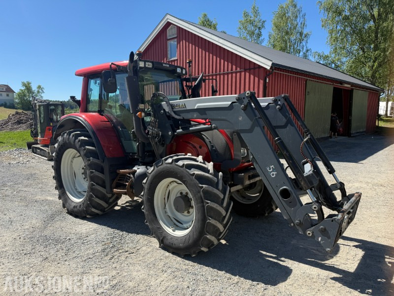 Farm tractor 2013 Valtra 8670 traktor - Fjærende fremaksel - Hyttefjæring - 2 seter: picture 8