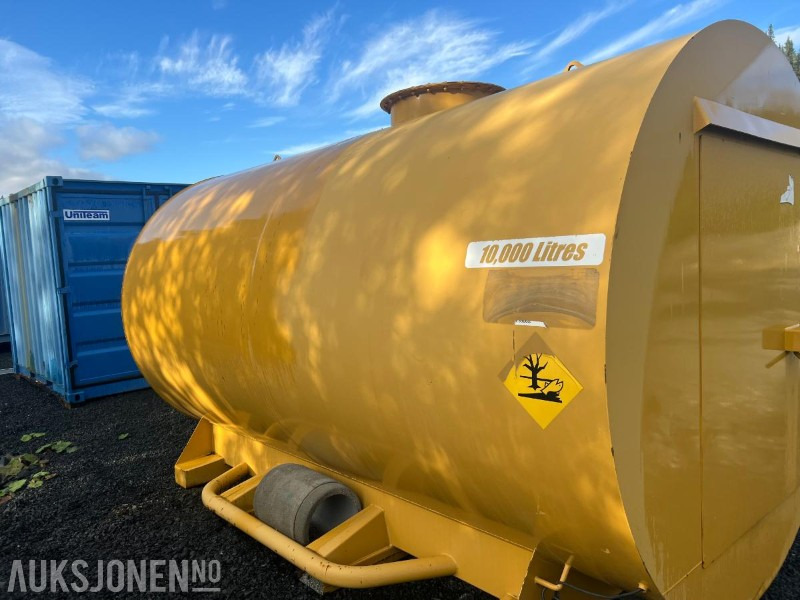 2014 Fuel Proof Fuel Proof 10000 liter dobbelvegget dieseltank - Construction equipment: picture 2 2014 Fuel Proof Fuel Proof 10000 liter dobbelvegget dieseltank - Construction equipment: picture 2
