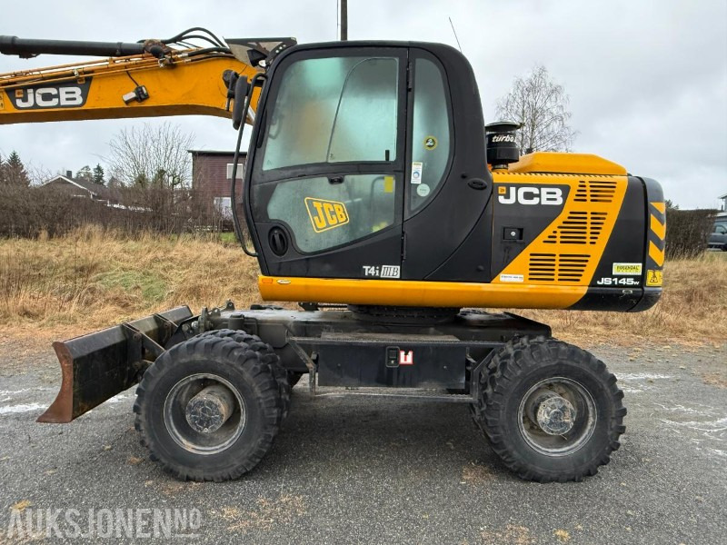 2014 JCB JS145W T4 Hjulgraver - KUN 9.216 arbeidstimer! ENGCON Rototilt, SERTIFISERT! 3 skuffer, sentralsmøring og hurtigkobling, - Excavator: picture 3 2014 JCB JS145W T4 Hjulgraver - KUN 9.216 arbeidstimer! ENGCON Rototilt, SERTIFISERT! 3 skuffer, sentralsmøring og hurtigkobling, - Excavator: picture 3