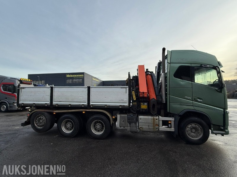 2015 Volvo FH16 750 8x4 / EURO 6 / Palfinger PK27002 SH Kran / Tipp / Fullutstyrt - Crane truck: picture 5 2015 Volvo FH16 750 8x4 / EURO 6 / Palfinger PK27002 SH Kran / Tipp / Fullutstyrt - Crane truck: picture 5
