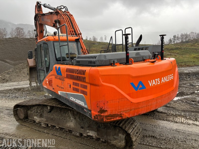 2016 Doosan DX255 LC-5 - Excavator: picture 3 2016 Doosan DX255 LC-5 - Excavator: picture 3