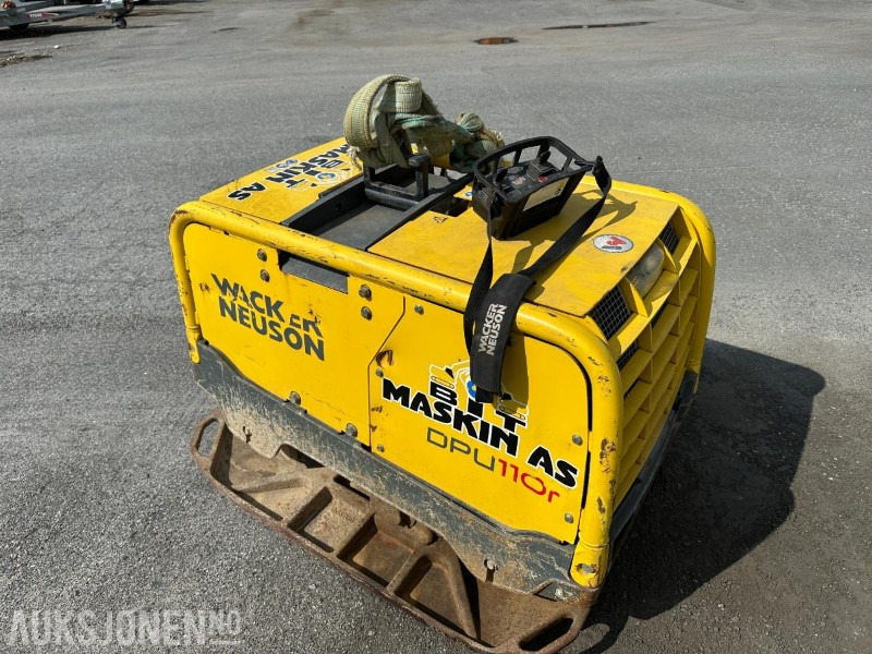 2016 Wacker Neuson DPU110rLem970 - 142 timer - VIBROPLATE - Roller: picture 1 2016 Wacker Neuson DPU110rLem970 - 142 timer - VIBROPLATE - Roller: picture 1