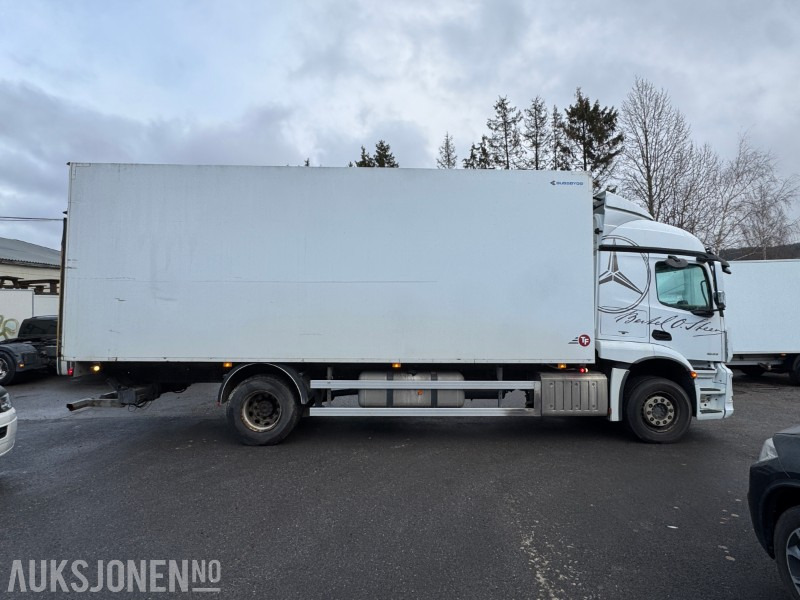 2017 Mercedes-Benz Actros 4x2 SKAPBIL EURO6 BUSSBYGG M/SIDEÅPNING HELLUFT ZEPRO - Box truck: picture 4 2017 Mercedes-Benz Actros 4x2 SKAPBIL EURO6 BUSSBYGG M/SIDEÅPNING HELLUFT ZEPRO - Box truck: picture 4