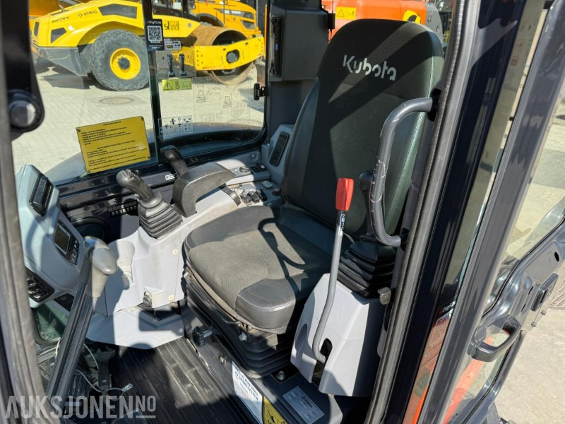 Excavator 2018 Kubota U55-4 BELTEGRAVER ENGCON TILTROTATOR 2 SKUFFER SERVICEHISTORIKK SENTRALSMØRING: picture 20