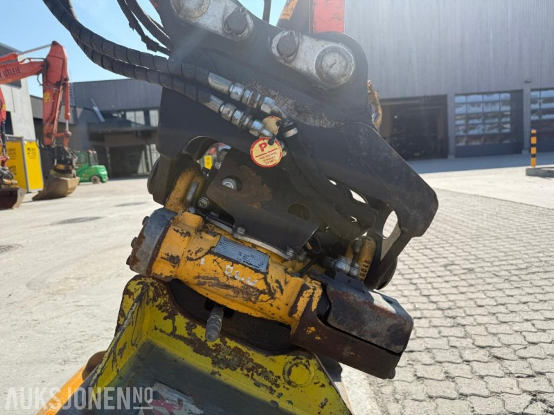 Excavator 2018 Kubota U55-4 BELTEGRAVER ENGCON TILTROTATOR 2 SKUFFER SERVICEHISTORIKK SENTRALSMØRING: picture 12