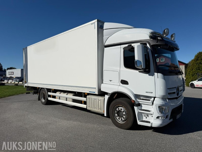 2018 Mercedes-Benz Actros SKAPBIL - SERVICEHISTORIKK 19 PALLER NY EU. - Box truck: picture 2 2018 Mercedes-Benz Actros SKAPBIL - SERVICEHISTORIKK 19 PALLER NY EU. - Box truck: picture 2