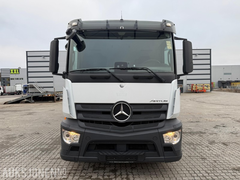 2018 Mercedes-Benz Antos 1830 skapbil, med kjøling, 360-kamera, baklem, multiratt, dab, fjernkontroll - Box truck: picture 2 2018 Mercedes-Benz Antos 1830 skapbil, med kjøling, 360-kamera, baklem, multiratt, dab, fjernkontroll - Box truck: picture 2