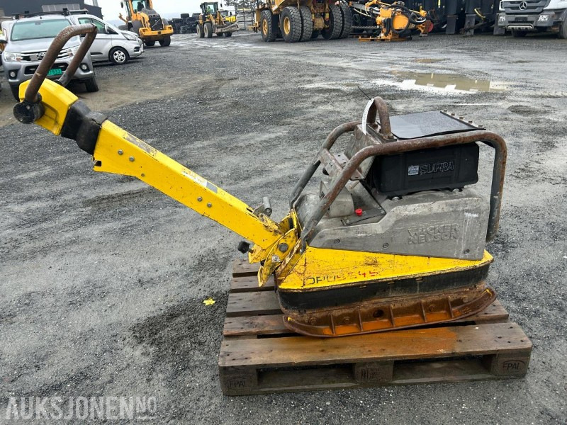 2018 Wacker Neuson Dpu 5545 vibrplate - Roller: picture 2 2018 Wacker Neuson Dpu 5545 vibrplate - Roller: picture 2