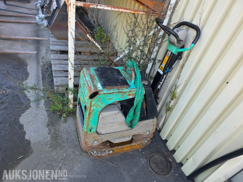 2019 Mikasa MVH-408D SZ Vibroplate med breddevinger - Roller: picture 3 2019 Mikasa MVH-408D SZ Vibroplate med breddevinger - Roller: picture 3