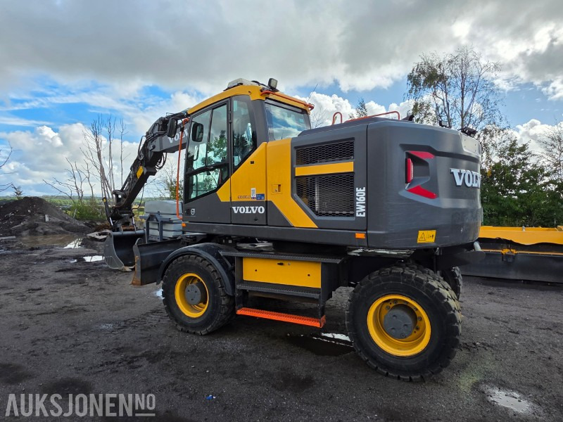 2019 Volvo EW160E 17 tonns hjulgraver - Tiltrotator - Gripeklo - Pusseskuff - Graveskuff - 4602 arbeidstimer - Excavator: picture 3 2019 Volvo EW160E 17 tonns hjulgraver - Tiltrotator - Gripeklo - Pusseskuff - Graveskuff - 4602 arbeidstimer - Excavator: picture 3