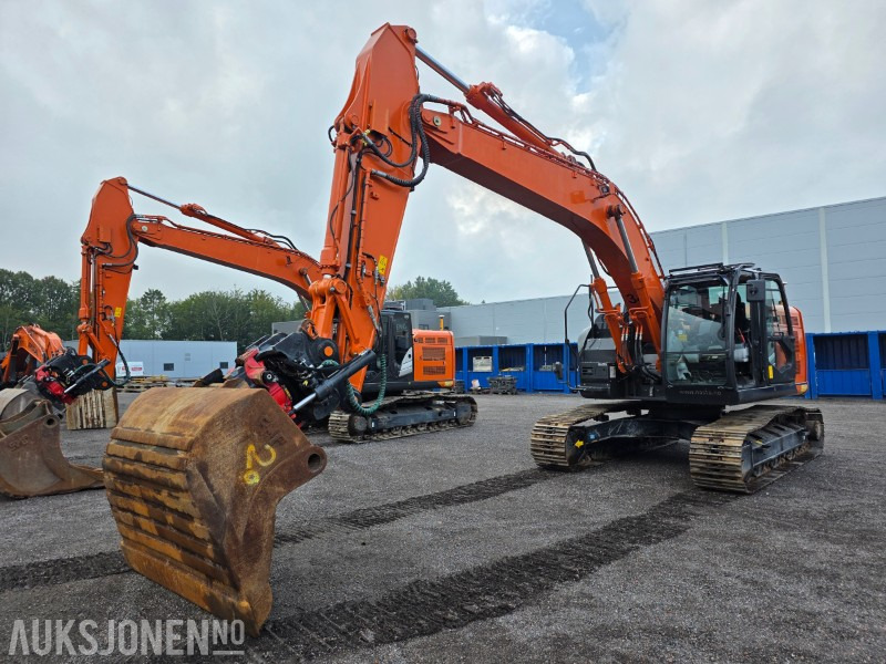2020 Hitachi ZX225 Beltegraver - Hella GPS - R6 Rototilt - Graveskuff - Kamera - 3270 arbeidstimer - Excavator: picture 1 2020 Hitachi ZX225 Beltegraver - Hella GPS - R6 Rototilt - Graveskuff - Kamera - 3270 arbeidstimer - Excavator: picture 1