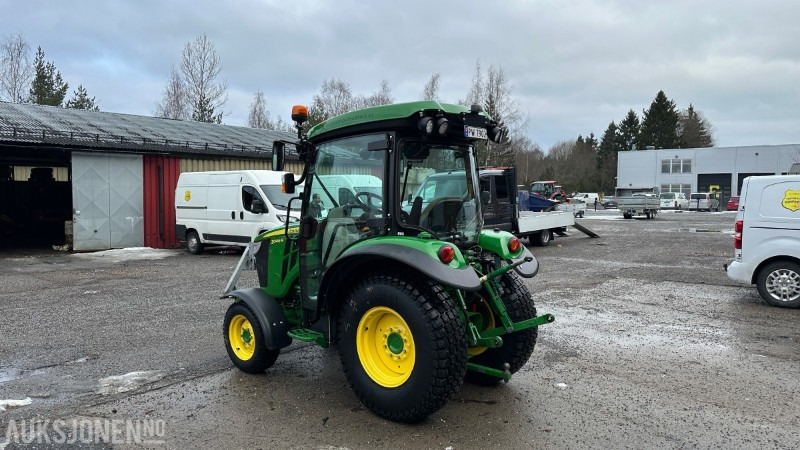 2022 JOHN DEERE 3046R TRAKTOR, HØYT UTSTYRSNIVÅ, 206 TIMER - Farm tractor: picture 4 2022 JOHN DEERE 3046R TRAKTOR, HØYT UTSTYRSNIVÅ, 206 TIMER - Farm tractor: picture 4