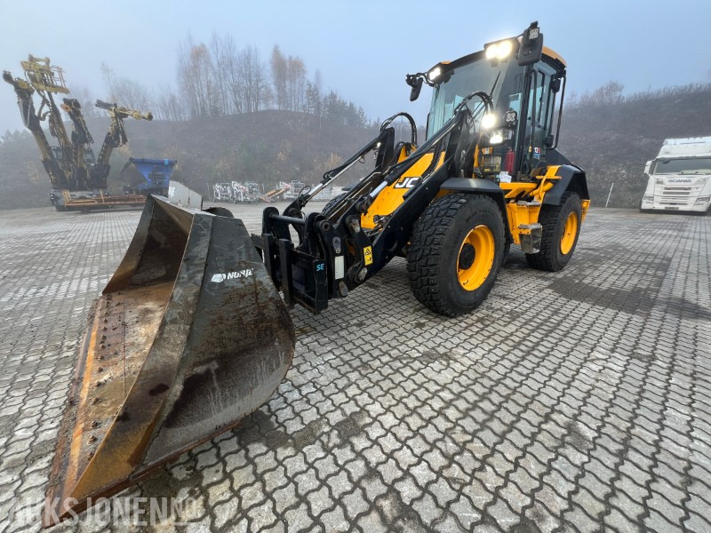 2023 JCB 413S S5 AG. BM HK, skuff og gafler - Wheel loader: picture 1 2023 JCB 413S S5 AG. BM HK, skuff og gafler - Wheel loader: picture 1