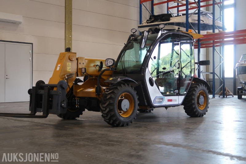 2023 XCMG XC6-2506E Elektrisk teleskoptruck - Skuff - Gafler - Lader, Kun 9 Timer - Telescopic handler: picture 2 2023 XCMG XC6-2506E Elektrisk teleskoptruck - Skuff - Gafler - Lader, Kun 9 Timer - Telescopic handler: picture 2