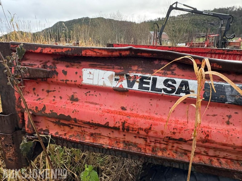 1 VESLA 40 TRAKTORHENGER - Agricultural machinery: picture 5 1 VESLA 40 TRAKTORHENGER - Agricultural machinery: picture 5