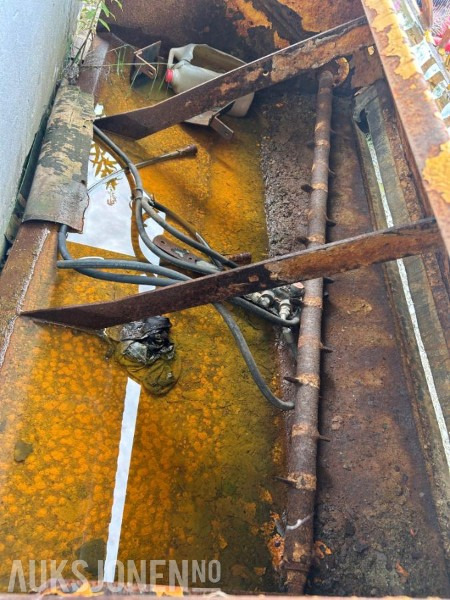2016 Dalen 2034 strøer repobjekt, ny utmatervals og lager medfølger - Agricultural machinery: picture 2 2016 Dalen 2034 strøer repobjekt, ny utmatervals og lager medfølger - Agricultural machinery: picture 2