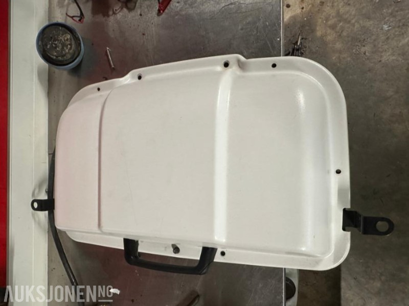 2019 Gps Valtra - GPS antenne - Stått på Valtra T234 - Agricultural machinery: picture 1 2019 Gps Valtra - GPS antenne - Stått på Valtra T234 - Agricultural machinery: picture 1