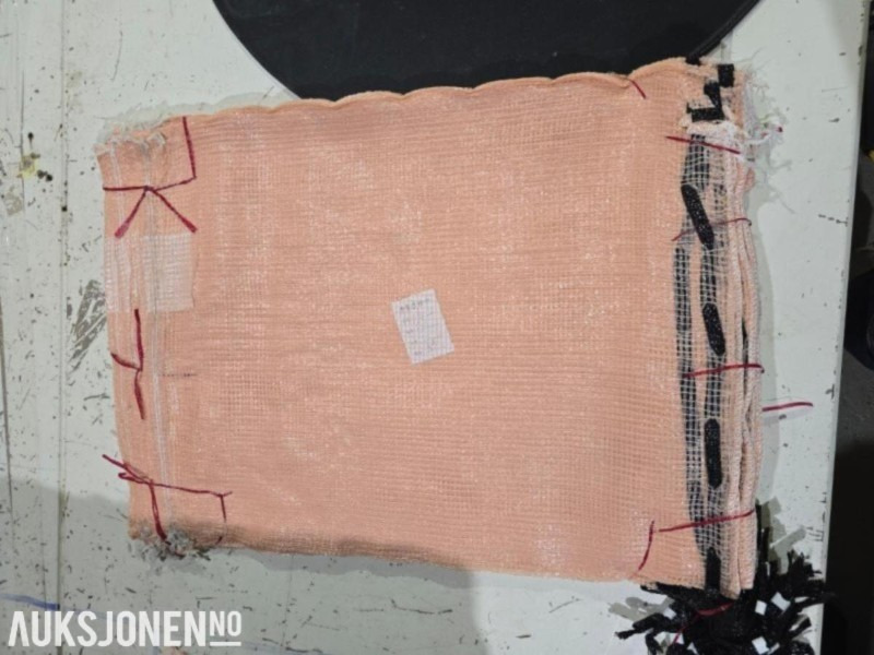 2025 60 liter vedsekker 4000 stk - Agricultural machinery: picture 3 2025 60 liter vedsekker 4000 stk - Agricultural machinery: picture 3