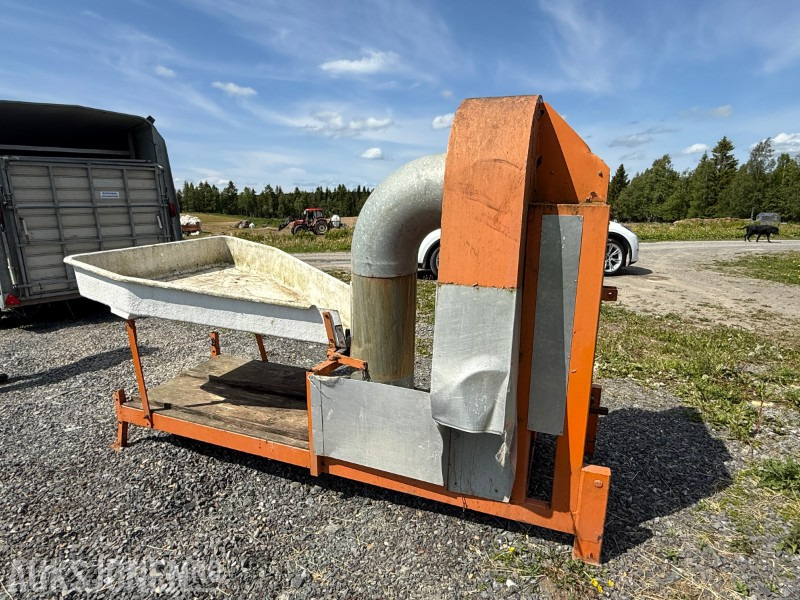 Bærrensker til traktor - brukt til solbær - Agricultural machinery: picture 5 Bærrensker til traktor - brukt til solbær - Agricultural machinery: picture 5