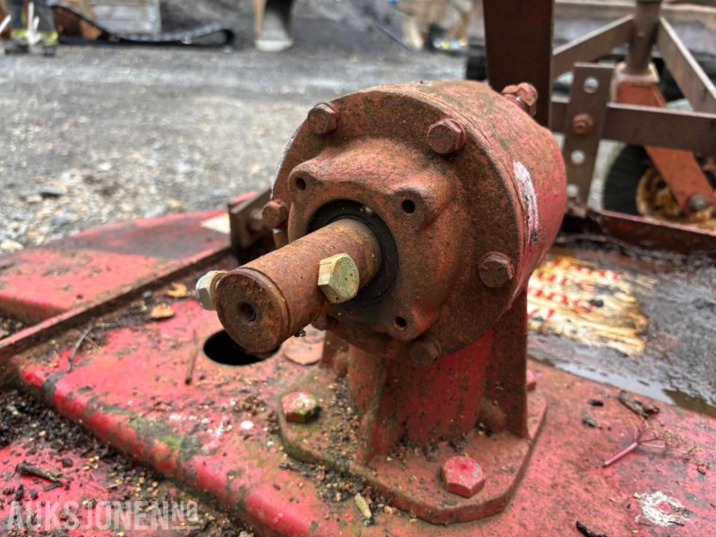 Clipper 400 Beitepusser til traktor - Agricultural machinery: picture 5 Clipper 400 Beitepusser til traktor - Agricultural machinery: picture 5
