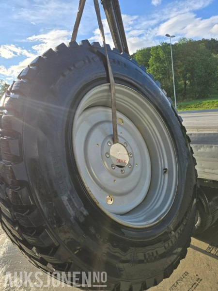Nokian Hakkapelitta TRI med pigg - 4 stk - Agricultural machinery: picture 2 Nokian Hakkapelitta TRI med pigg - 4 stk - Agricultural machinery: picture 2